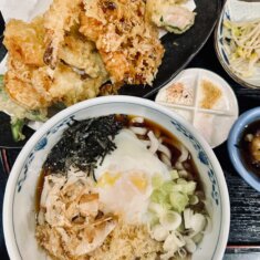 Tokyo’s Famous Tempura Restaurant “Akimitsu” Gains Popularity in Toronto