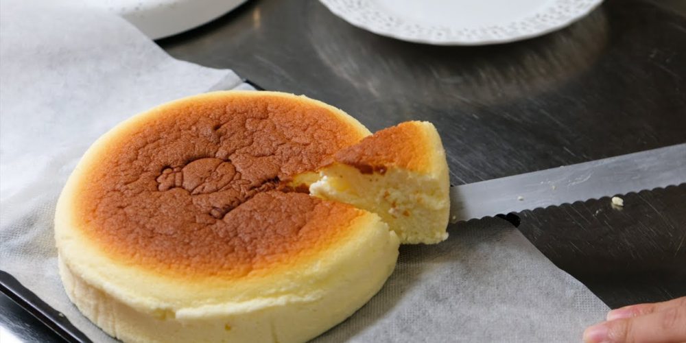 Uncle Tetsu’s cheesecake at Unionville JAPAN IN CANADA